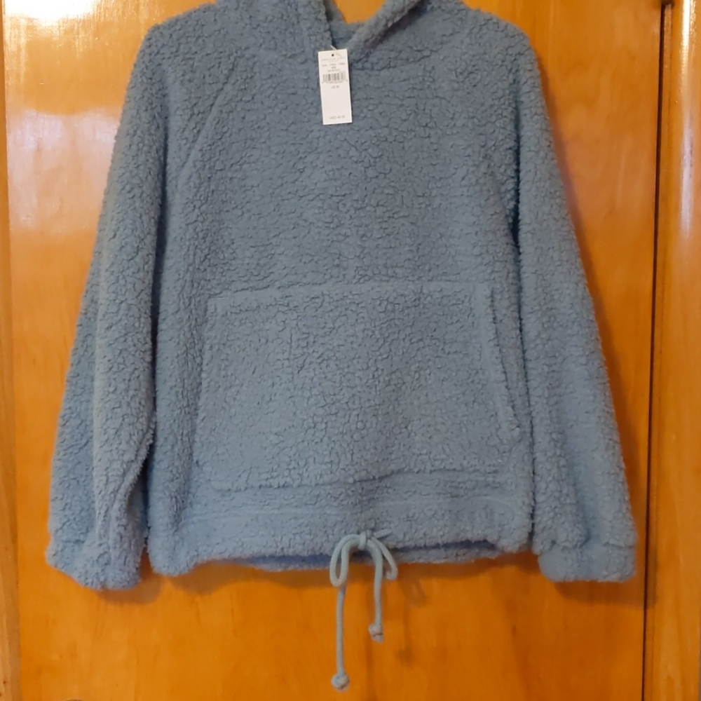 American Eagle sherpa sweatshirt. Medium. NWT